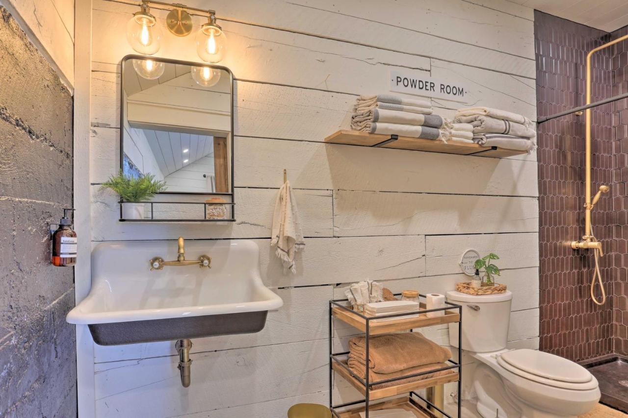 Rustic Rapid City Farmhouse With Mountain Views Luaran gambar