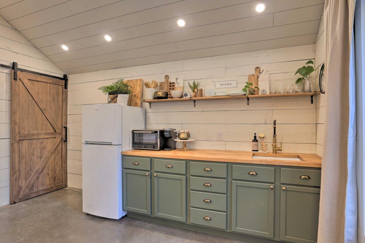 Rustic Rapid City Farmhouse With Mountain Views Luaran gambar
